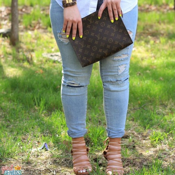 louis vuitton toiletry pouch 26 clutch